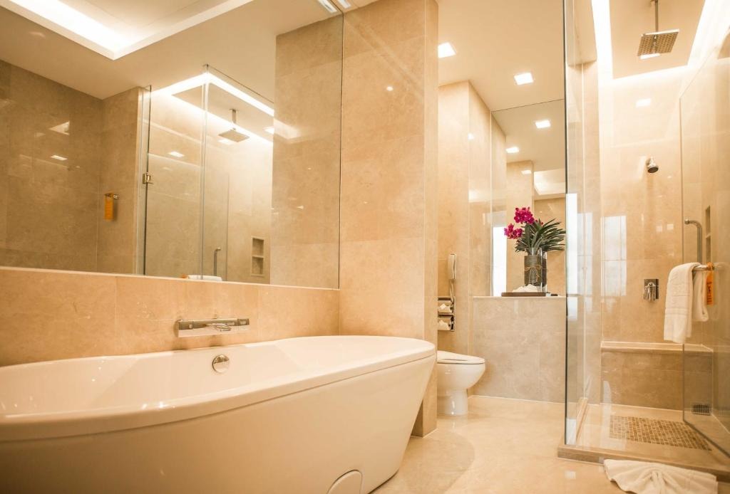 هتل د گرند فوروینگ کانونشن